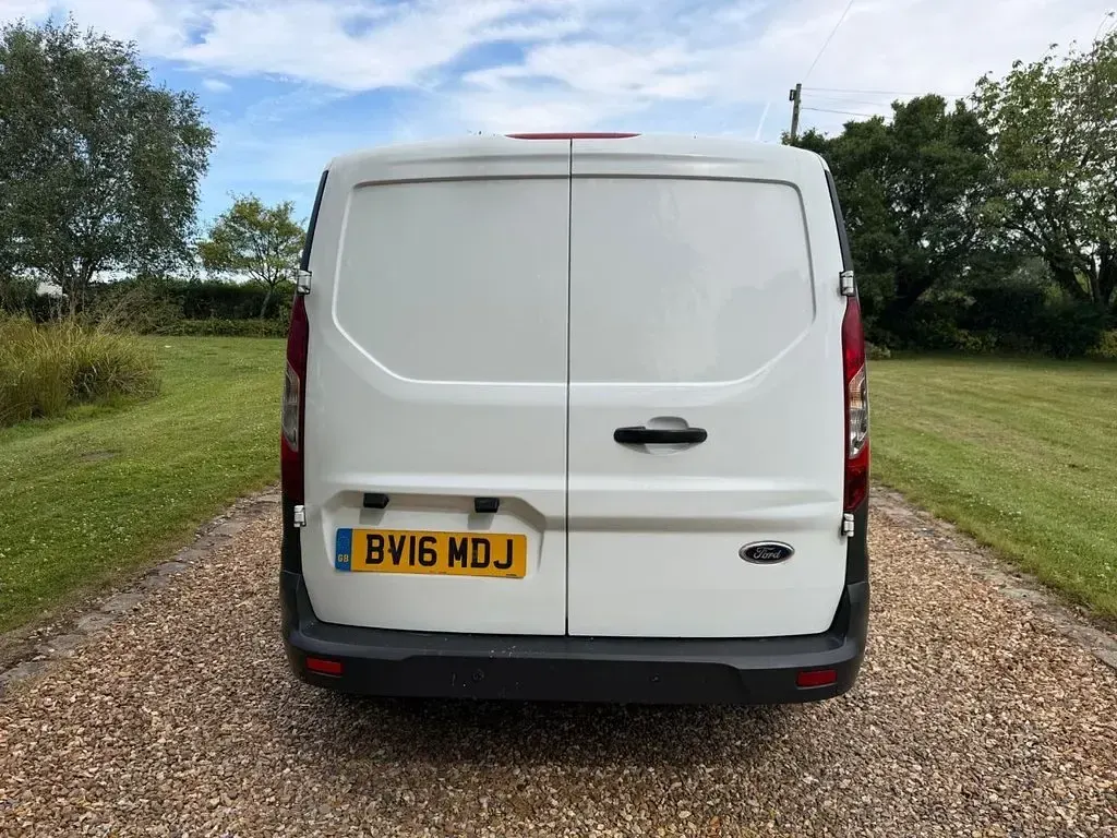 Used Ford Transit 95 HP (69 kW) 2016 White Van