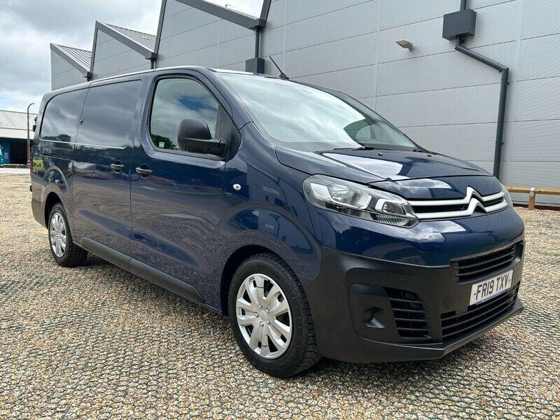 Blue Used 2019 Citroën Dispatch MPV | £9,995 (A bit pricey) - Image 1/4