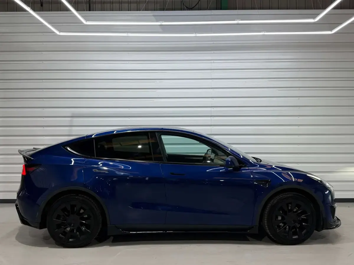 Used Tesla Model Y RWD 219 kW (299 HP) 2023 Blue SUV