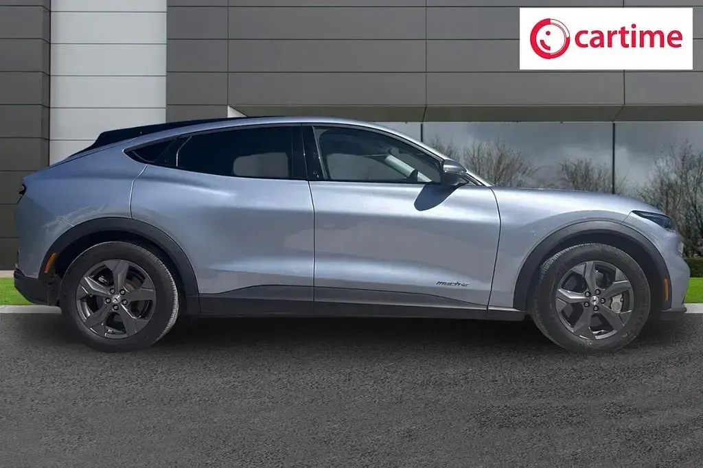Used Ford Mustang Standard Range 269 HP (197 kW) 2023 Silver Hatchback
