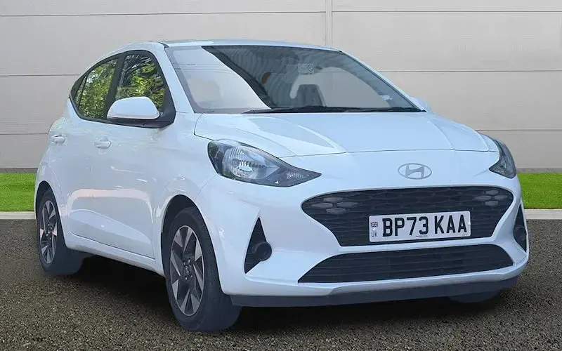 Used Hyundai i10 Advanced 67 HP (49 kW) 2024 Hatchback