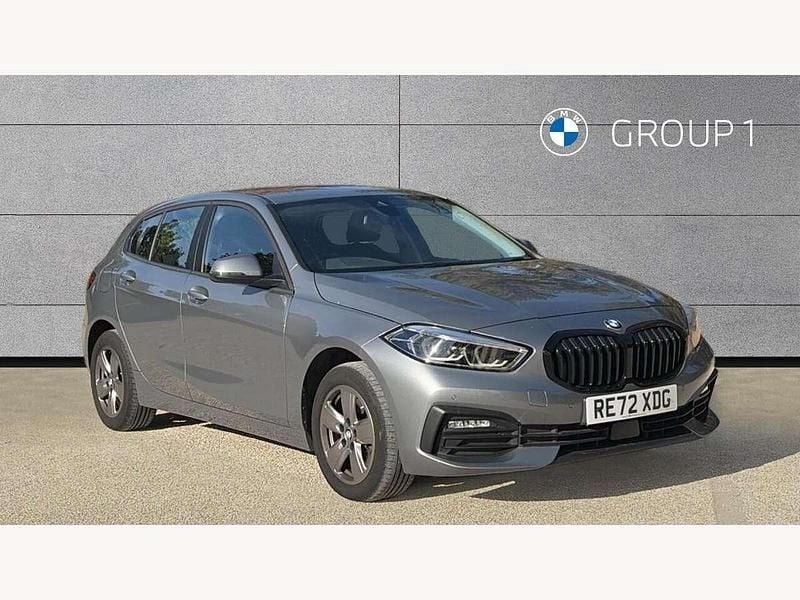 Skyscraper grey metallic Used 2022 BMW 118 Comfort Edition Hatchback | £17,995 (Fair price) - Image 1/4