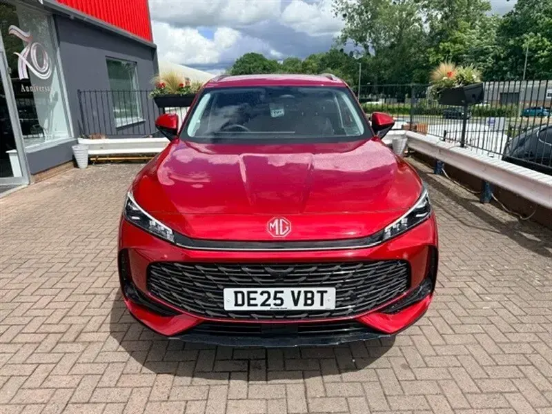 Used MG HS SE 170 HP (125 kW) 2025 Red SUV