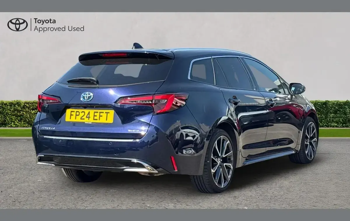 Used Toyota Corolla Sport 196 HP (144 kW) 2024 Obsidian blue Estate