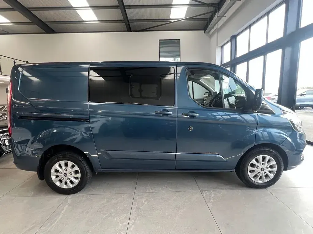 Used Ford Transit Custom Limited 170 HP (125 kW) 2019 Blue Van