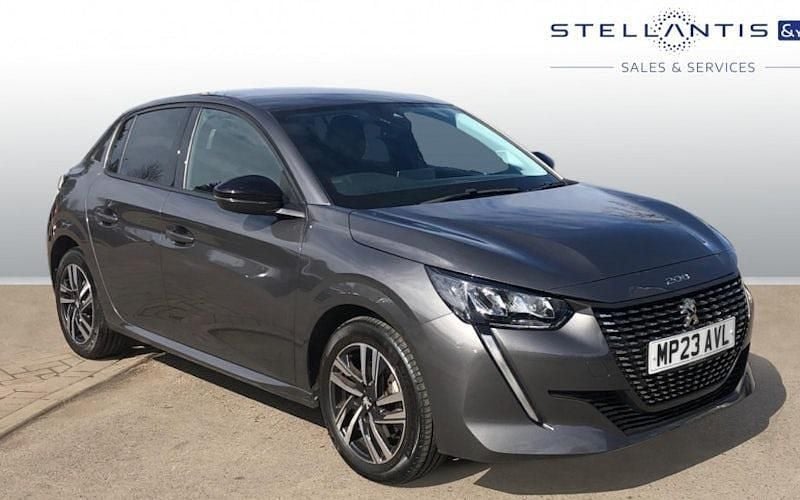 Used Peugeot 208 Allure+ 102 HP (75 kW) 2023 Hatchback