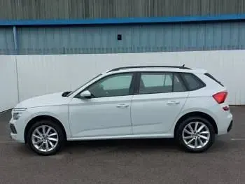 Used Skoda Kamiq SE 116 HP (85 kW) 2024 White SUV