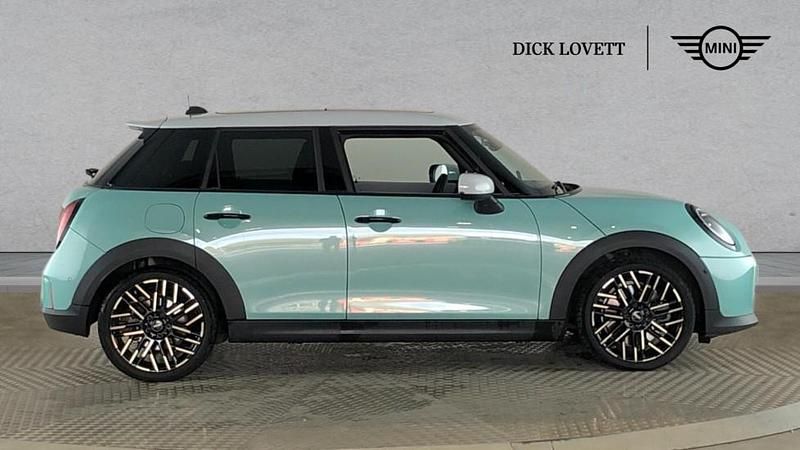 Used Mini Cooper S Hatch 201 HP (147 kW) 2024 Green Hatchback