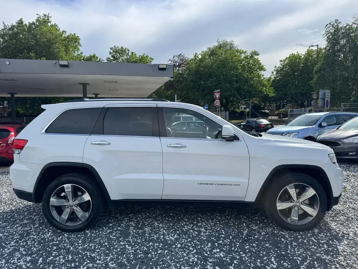 Used Jeep Grand Cherokee Limited 247 HP (181 kW) 2014 White SUV