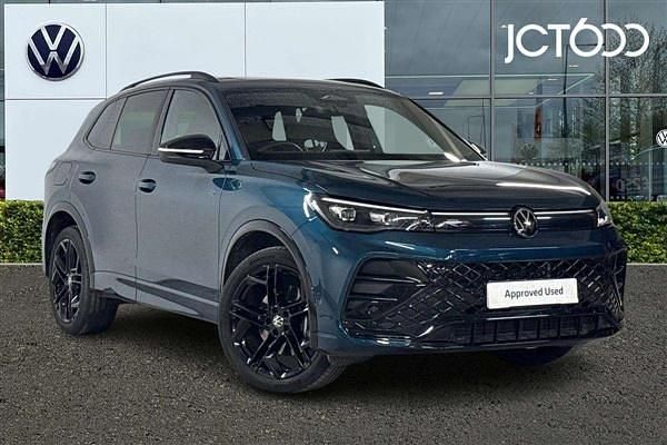 Blue Used 2025 VW Tiguan R-line SUV | £34,747 (Expensive) - Image 1/4