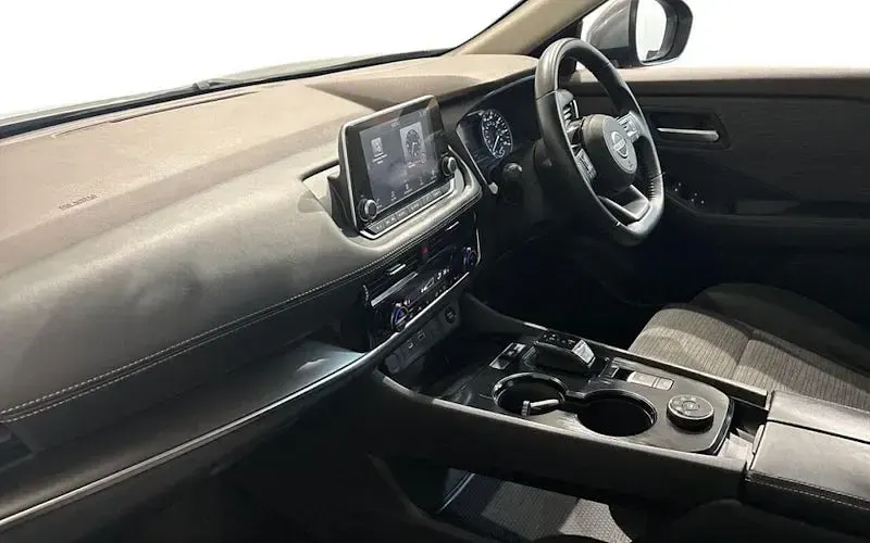 Used Nissan X-Trail Acenta Premium 213 HP (156 kW) 2024 Grey SUV