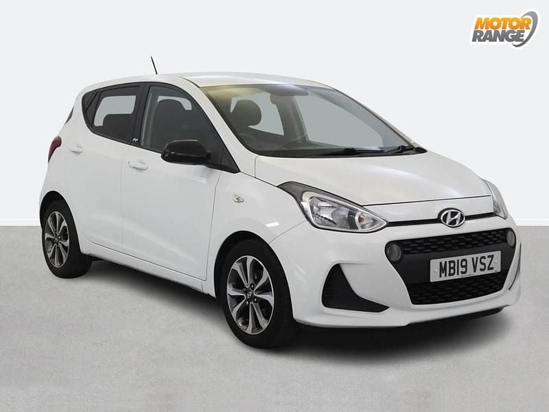 White Used 2019 Hyundai i10 Hatchback | £9,195 (Fair price) - Image 1/4