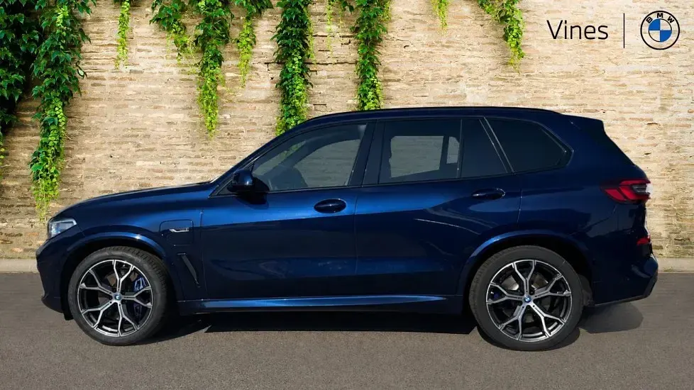 Used BMW X5 M Sport 394 HP (289 kW) 2022 Blue SUV