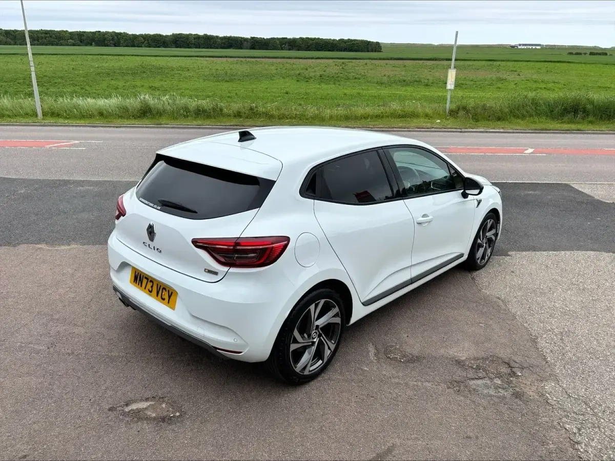 Used Renault Clio RS Line 2023 White Hatchback