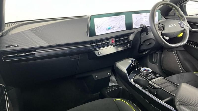 Image 3/4