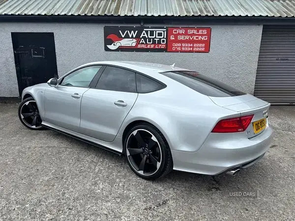 Used Audi A7 S-Line 245 HP (180 kW) 2013 Silver Hatchback