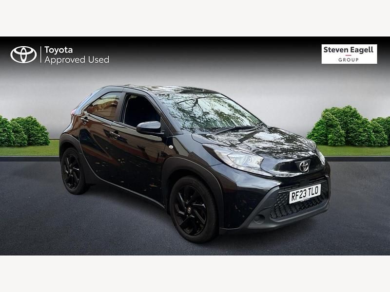 Black Used 2023 Toyota Aygo X PURE SUV | £11,151 - Image 1/3