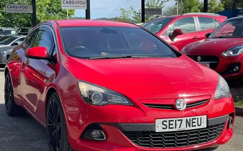 Used Vauxhall Astra GTC Edition 140 HP (102 kW) 2017 Coupe