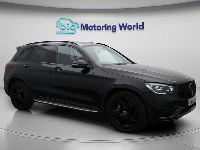 Black Used 2019 Mercedes GLC220 AMG line Estate | £22,600 (Good price) - Image 1/4