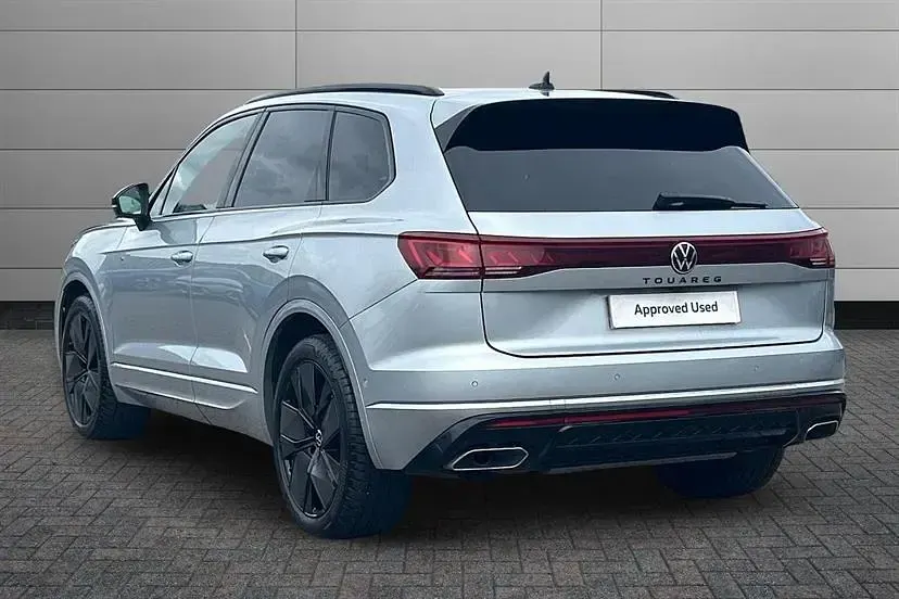 Used VW Touareg Black Edition 286 HP (210 kW) 2023 Oyster silver SUV