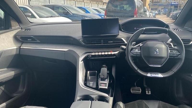 Used Peugeot 5008 Premium 129 HP (94 kW) 2023 Blue SUV