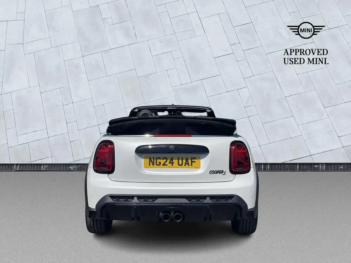 Used Mini Cooper S Sport 176 HP (129 kW) 2024 White Hatchback