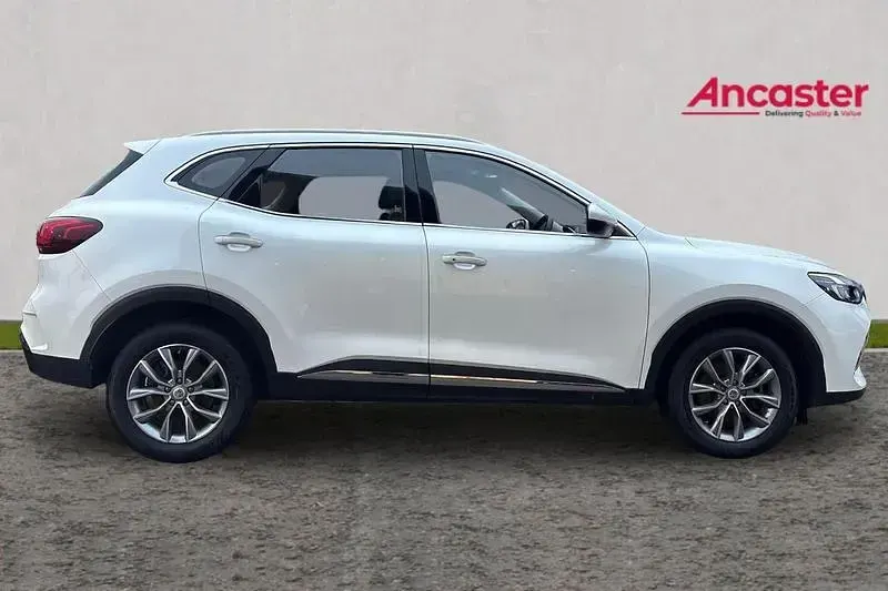 Used MG HS SE 162 HP (119 kW) 2023 White SUV