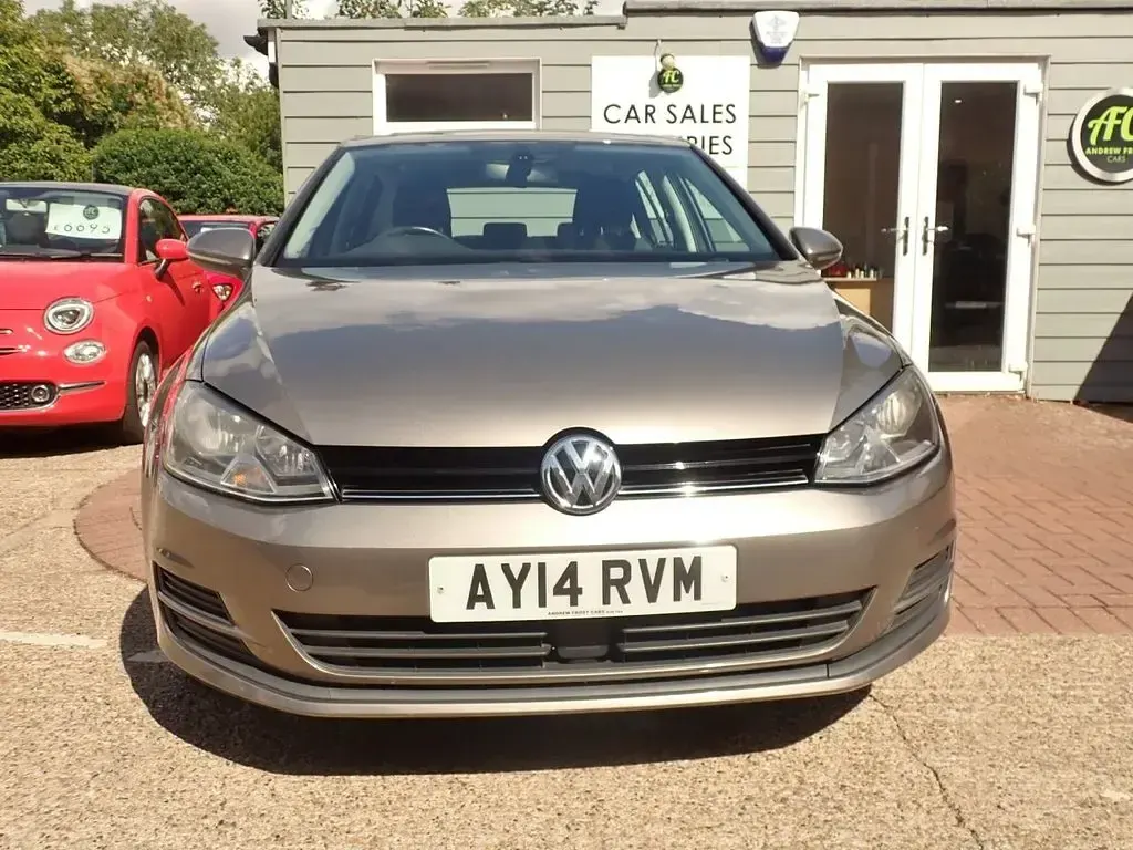 Used VW Golf VII SE 120 HP (88 kW) 2014 Grey Hatchback