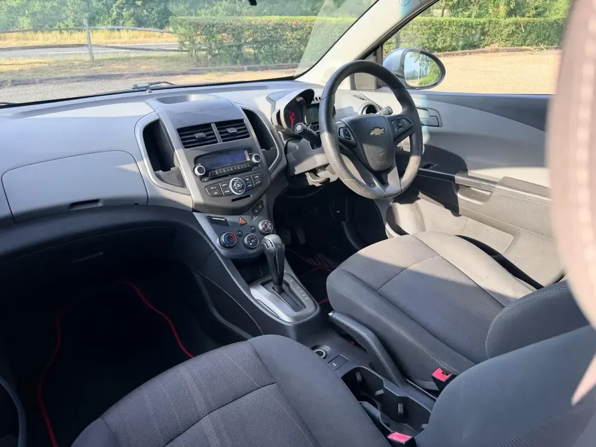 Used Chevrolet Aveo LT 2012 Silver Hatchback