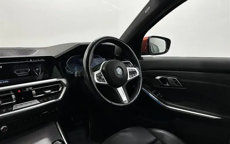 Used BMW 330e M Sport 292 HP (214 kW) 2022 Orange Sedan