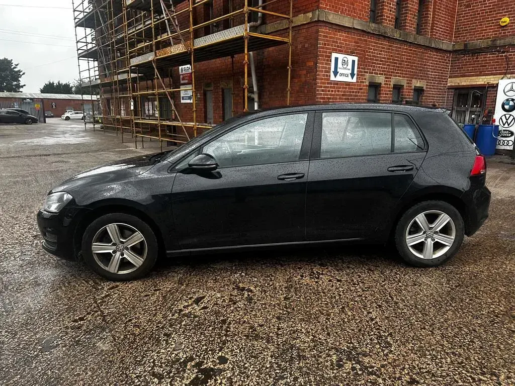 Used VW Golf VII Edition 125 HP (91 kW) 2016 Black Hatchback