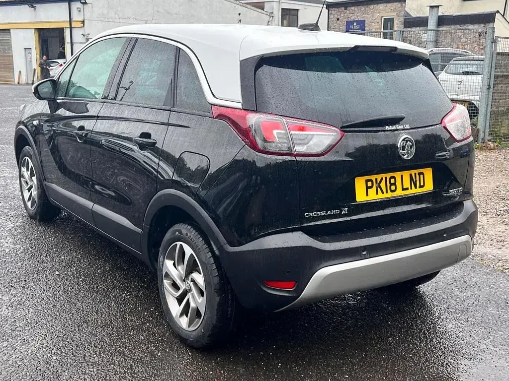 Used Vauxhall Crossland X S 110 HP (80 kW) 2018 Black SUV