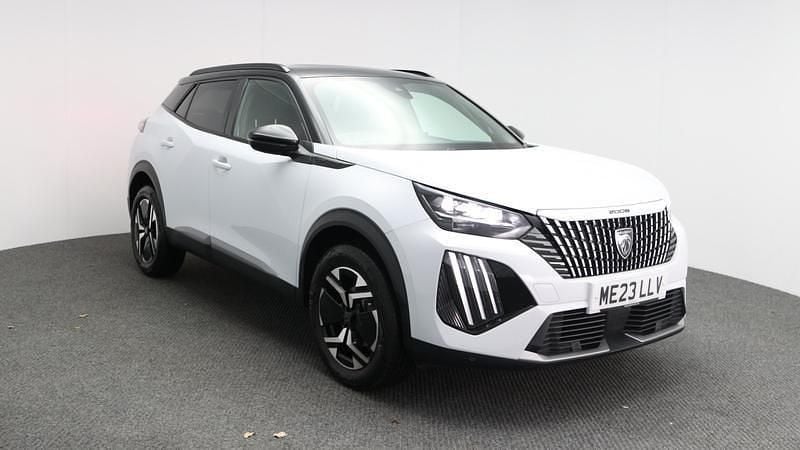 White Used 2023 Peugeot 2008 GT SUV | £18,999 (Fair price) - Image 1/4