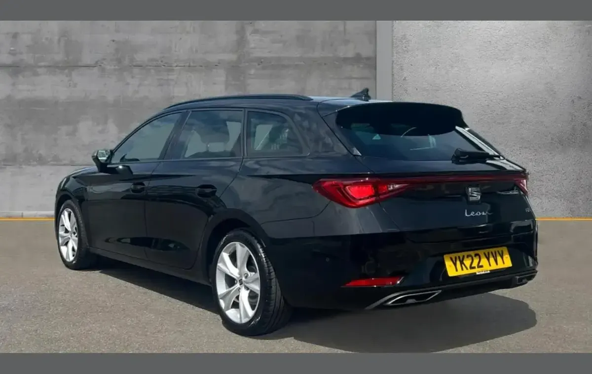 Usata Seat Leon FR 272 CV (200 kW) 2022 Nero Station wagon