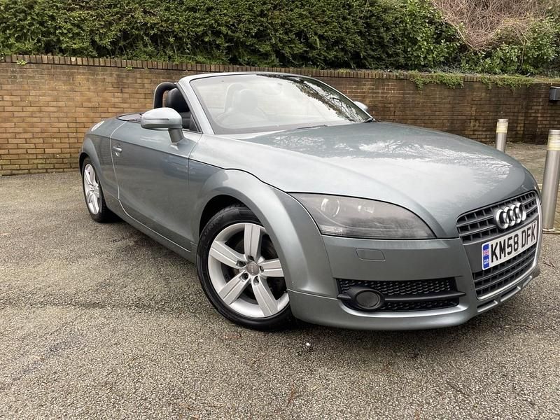 Begagnad Audi TT Performance 200 HK (147 kW) 2009 Grå Sportkupé