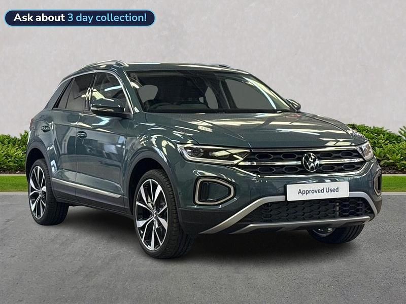 Blue New 2025 VW T-Roc Style SUV | £28,790 (Expensive) - Image 1/4