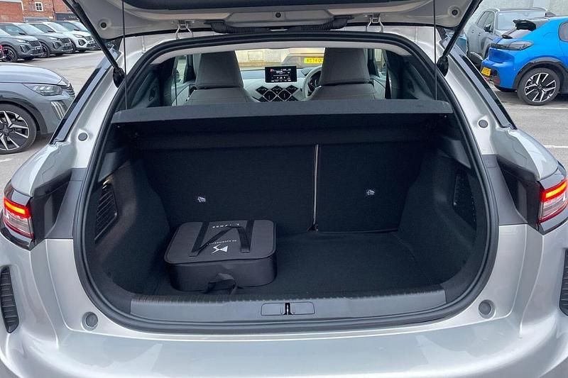 Used DS Automobiles DS3 Crossback E-Tense Bastille 98 kW (134 HP) 2021 White SUV