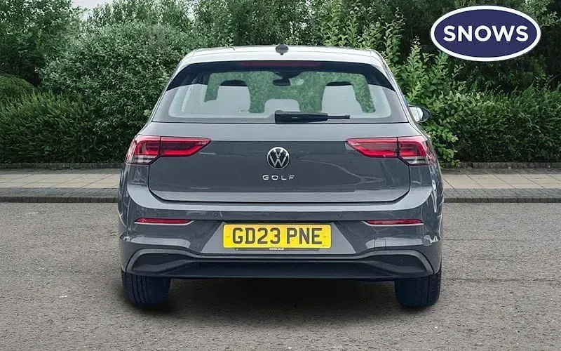Used VW Golf VIII Life 150 HP (110 kW) 2023 Grey Hatchback
