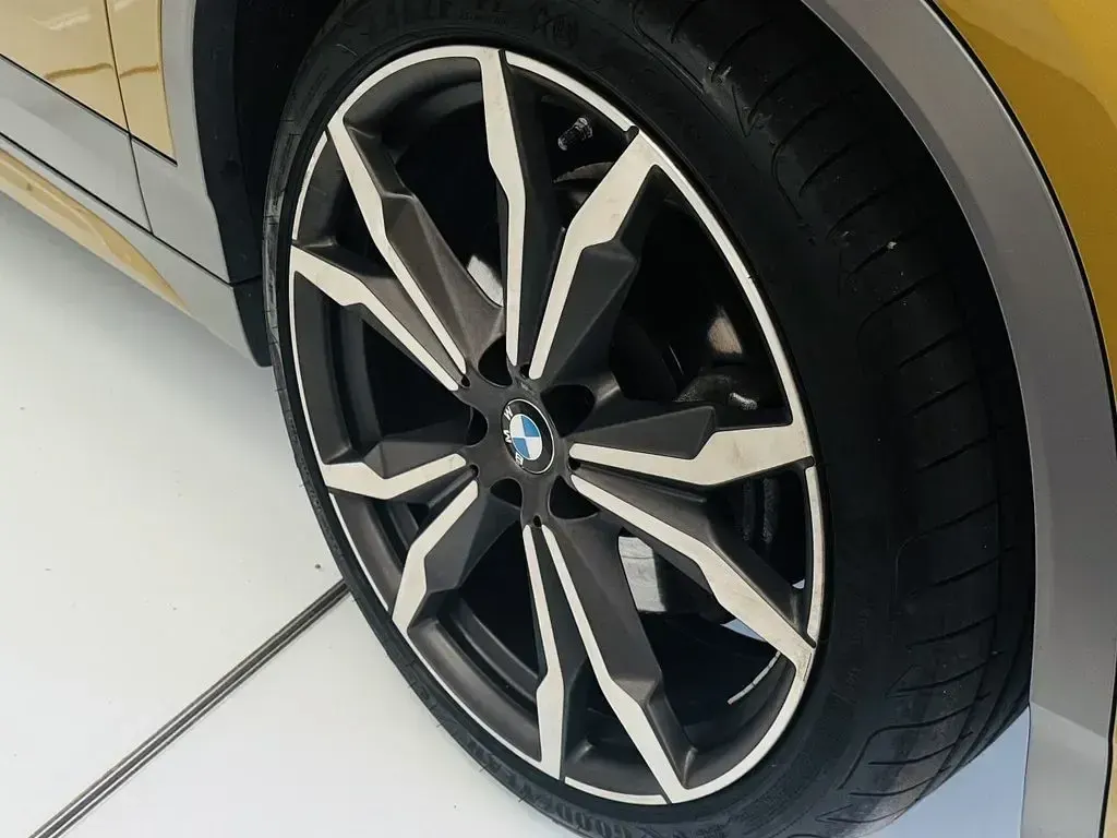 Begagnad BMW X2 M Sport 190 HK (139 kW) 2019 Guld SUV