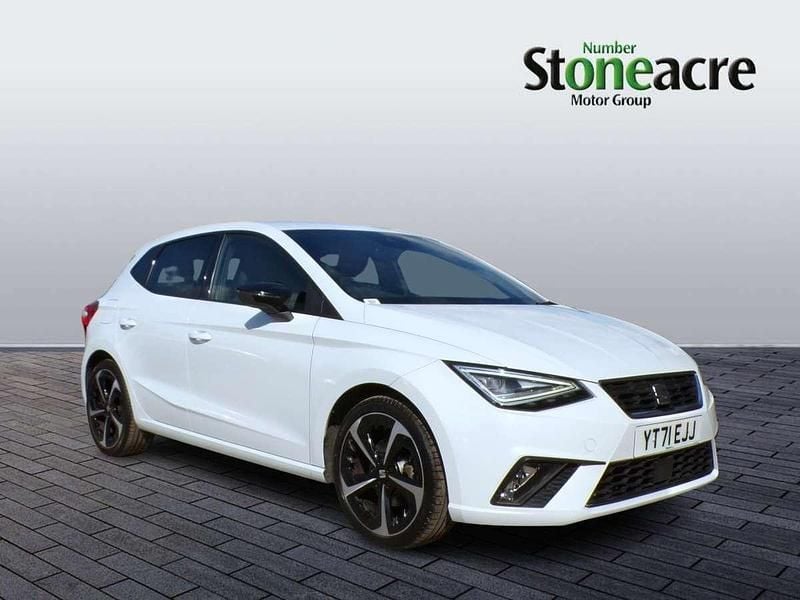 White Used 2021 Seat Ibiza FR Sport Hatchback | £14,795 (Fair price) - Image 1/4