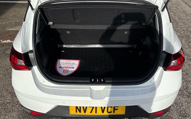 Used Hyundai i20 SE 101 HP (74 kW) 2023 Hatchback