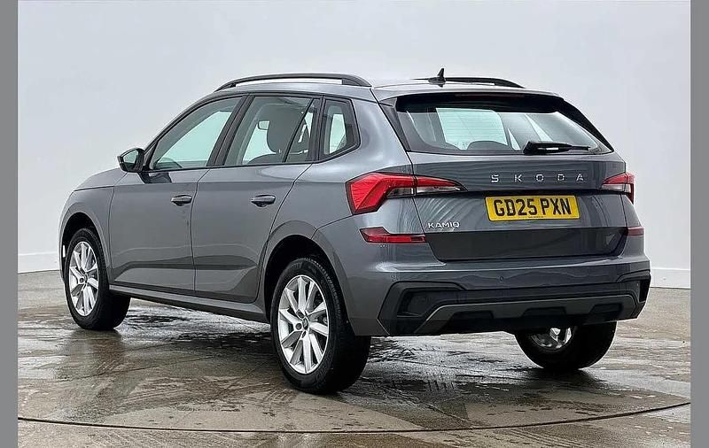 Used Skoda Kamiq SE 94 HP (69 kW) 2025 Graphite grey metallic SUV