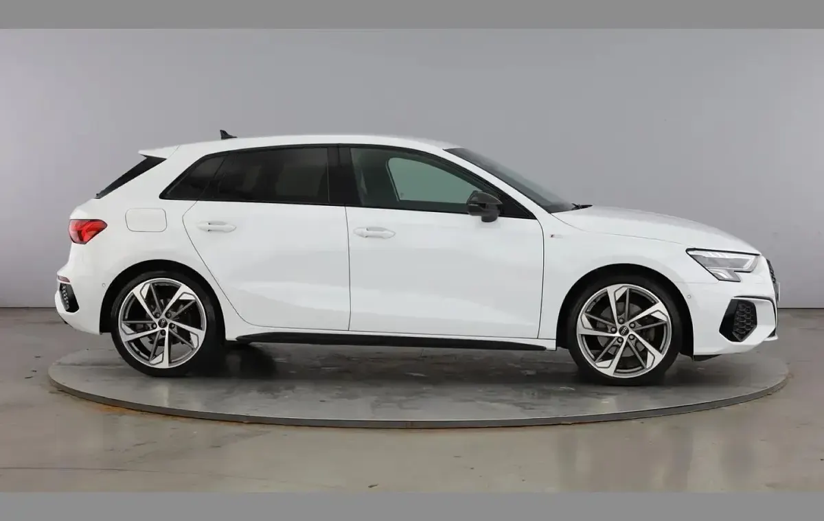 Used Audi A3 Black Edition 150 HP (110 kW) 2023 White Sedan