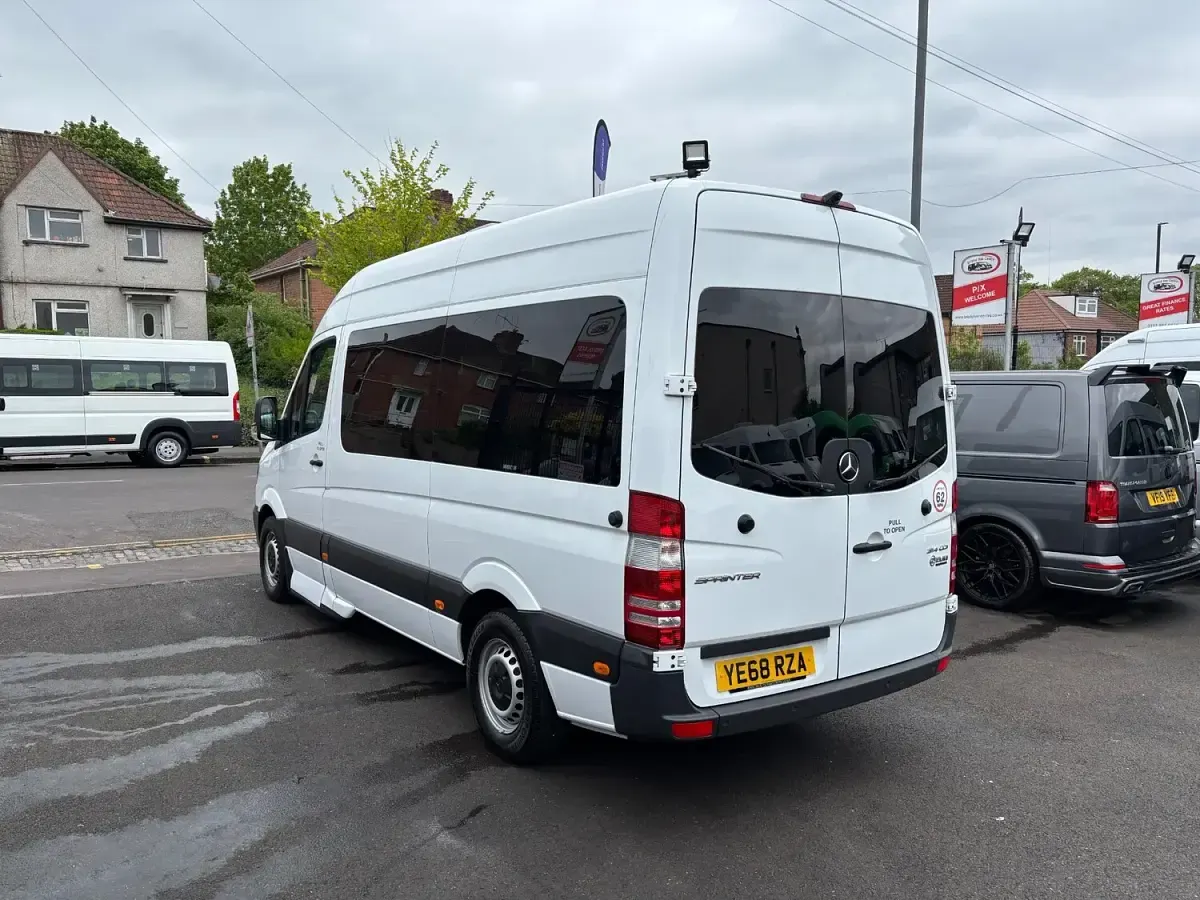 Used Mercedes Sprinter 138 HP (101 kW) 2018 White Van