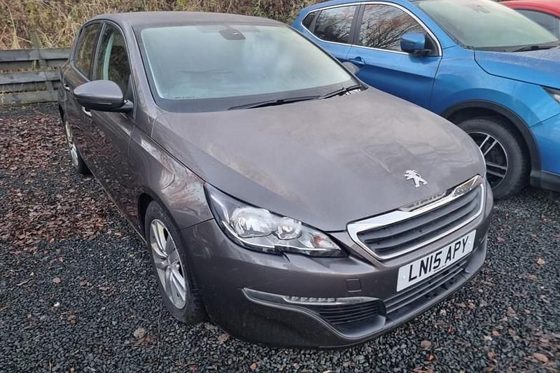 Begagnad Peugeot 308 Active 100 HK (73 kW) 2015 Grå Halvkombi