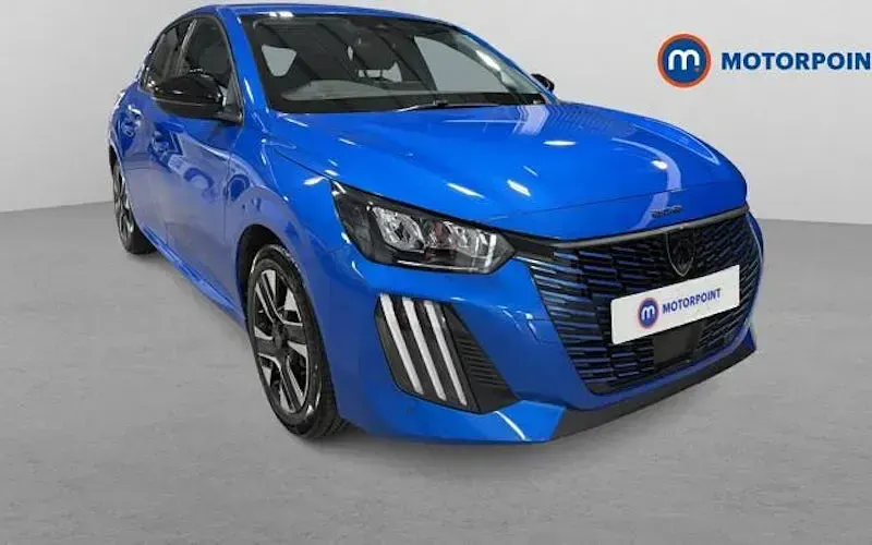 Usado Peugeot 208 Allure 101 CV (74 kW) 2025 Utilitario