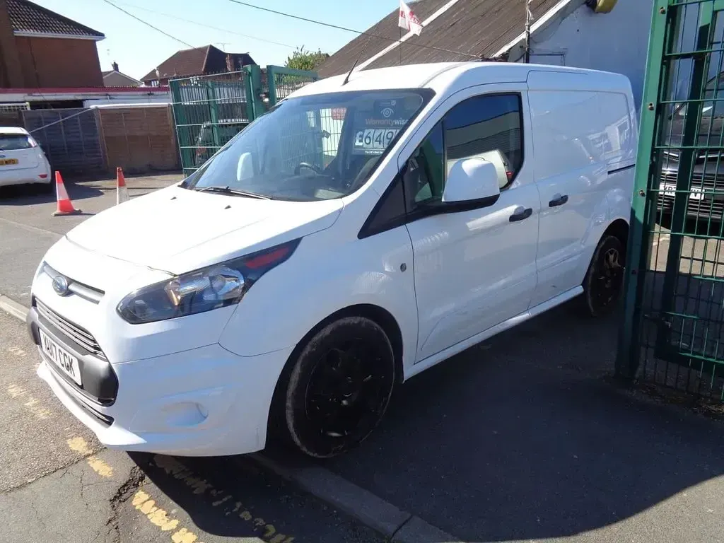 Used Ford Transit Connect 100 HP (73 kW) 2017 White MPV