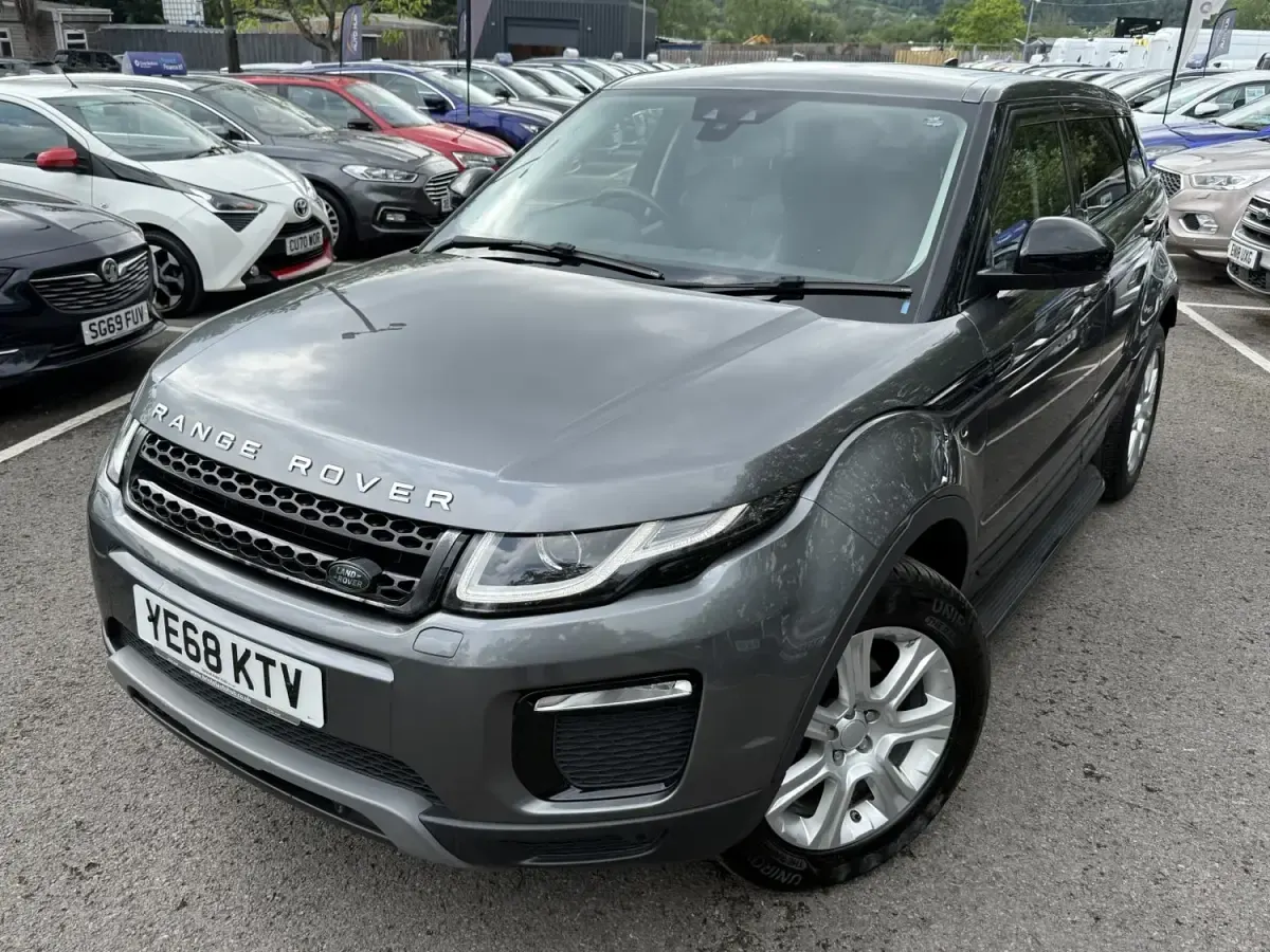 Używany Land Rover Range Rover evoque SE 2018 Szary SUV