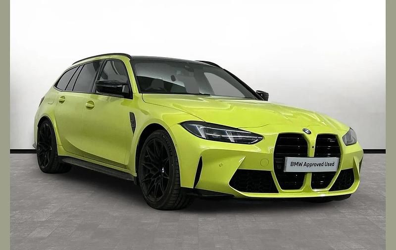 Used BMW 530 Competition Edition 523 HP (384 kW) 2025 Yellow Estate