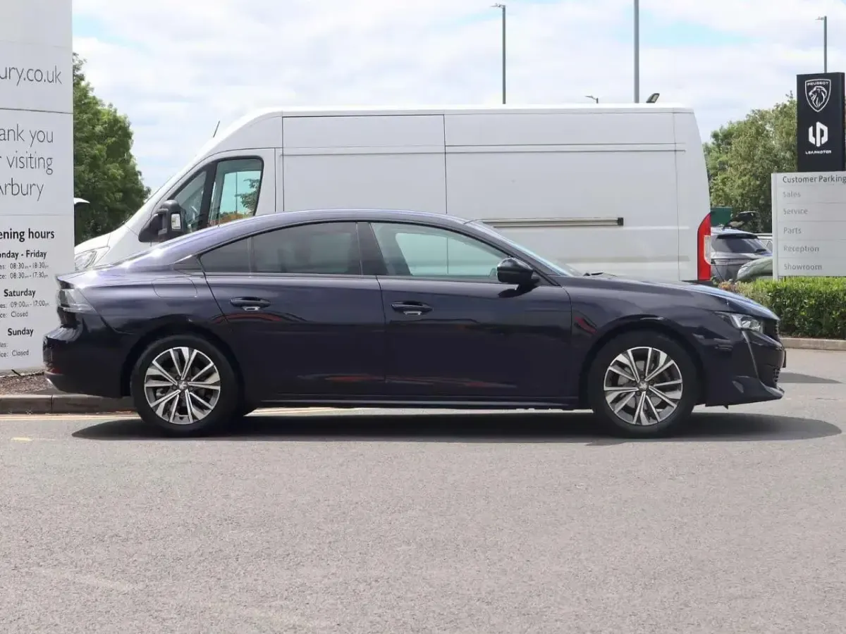 Used Peugeot 508 Allure Premium 131 HP (96 kW) 2022 Blue Hatchback